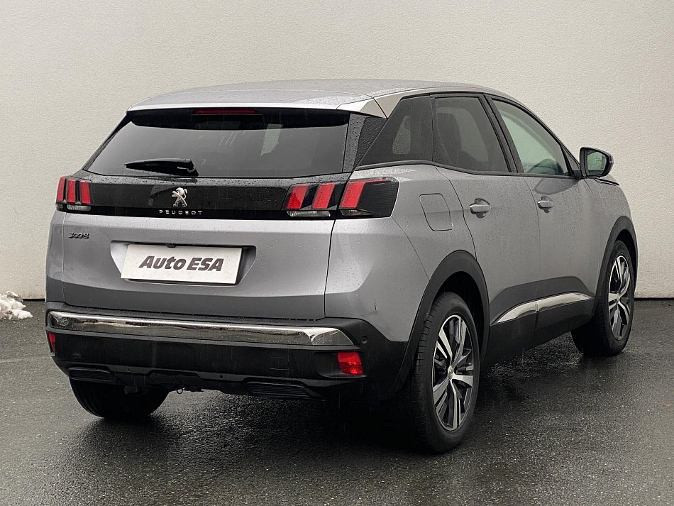 Peugeot 3008 1.2 PT Allure