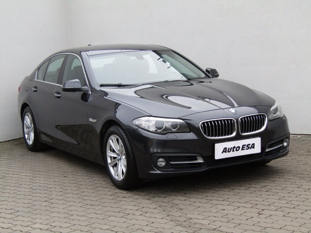 BMW Řada 5 520d 