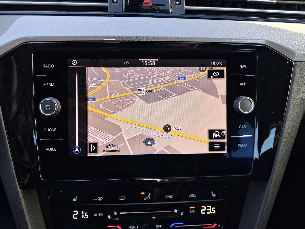 Volkswagen Passat 1.5 TSi Business