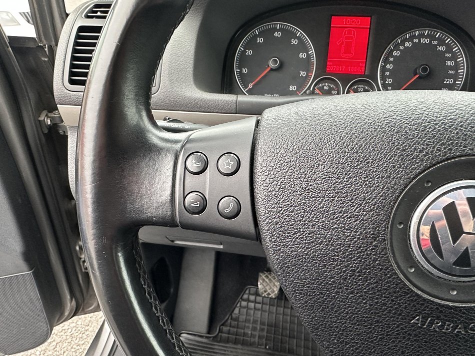 Volkswagen Touran 1.4 TSi 