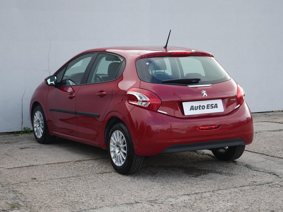 Peugeot 208 1.4 HDi 