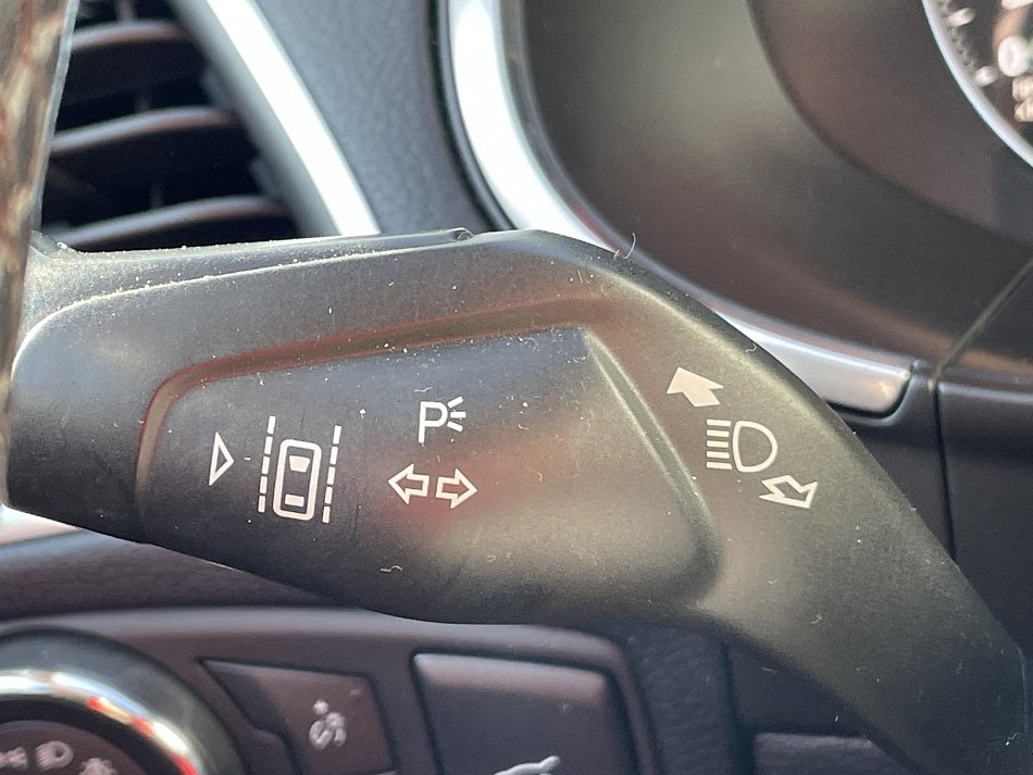 Ford S-MAX 2.0TDCi  4x4, 7míst