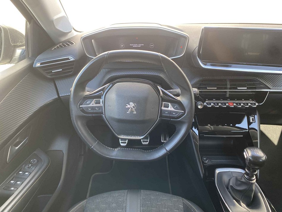 Peugeot 208 1.2 PT Road Trip