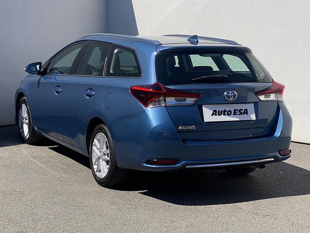 Toyota Auris 1.6i Trend
