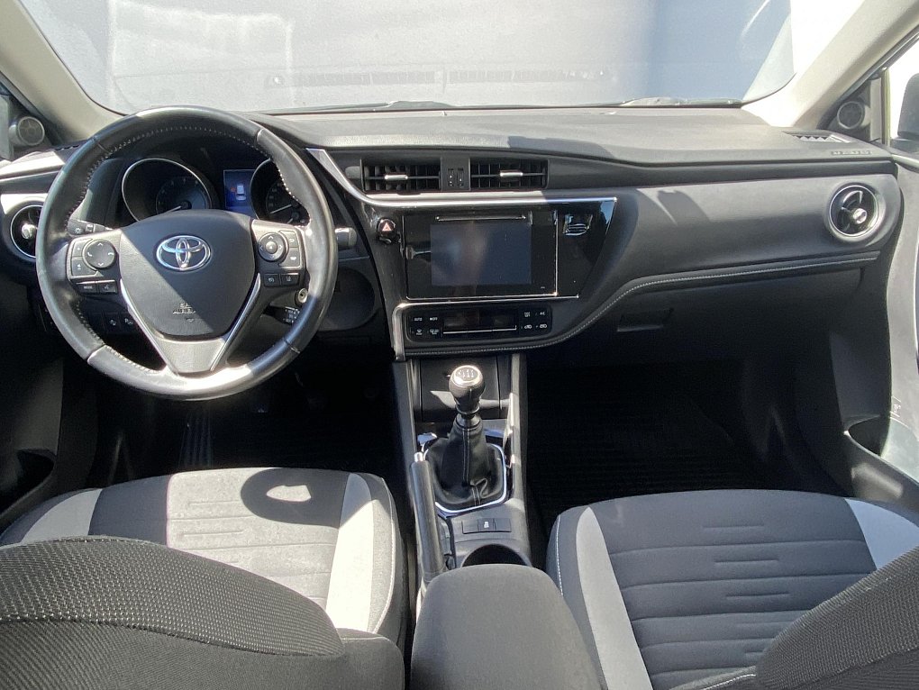Toyota Auris 1.6i Trend