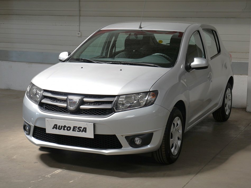Dacia Sandero 1.2i 