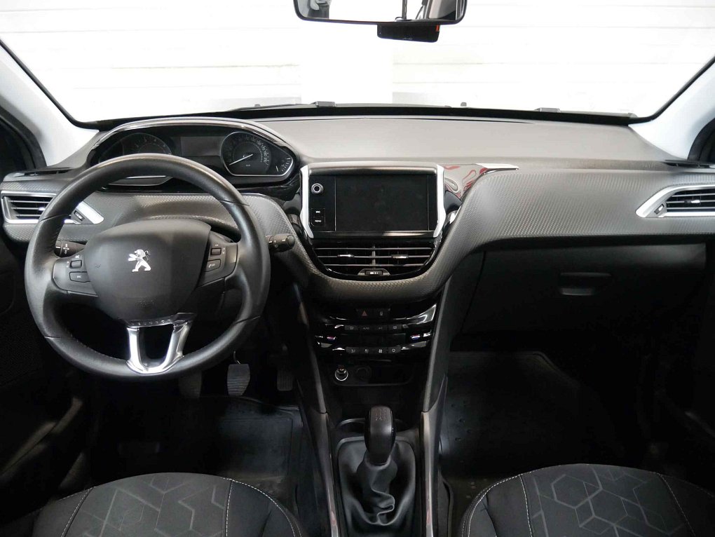 Peugeot 2008 1.2 