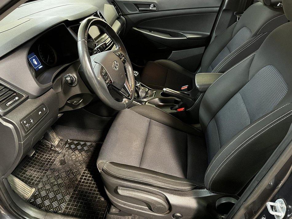 Hyundai Tucson 1.7 CRDi Trikolor