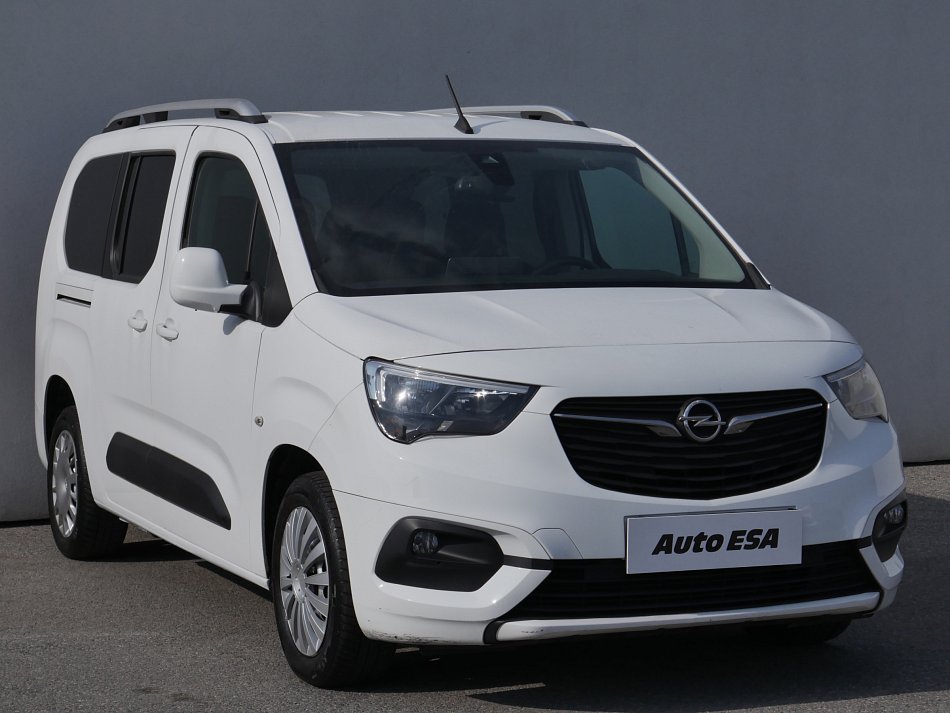 Opel Combo 1.5CDTi  MAXi XL 7míst