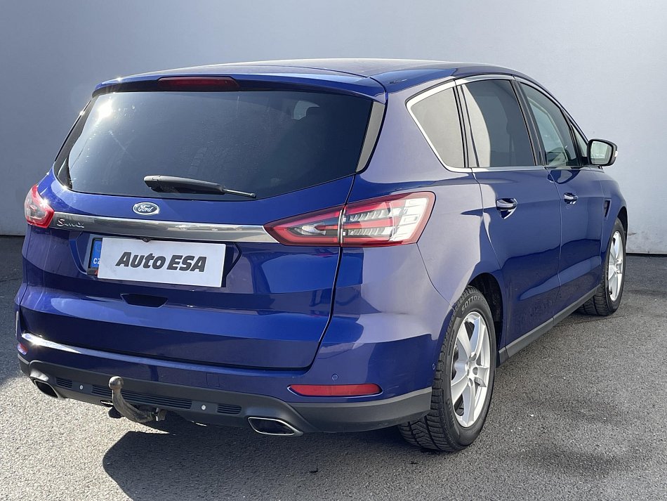 Ford S-MAX 2.0TDCi  4x4, 7míst