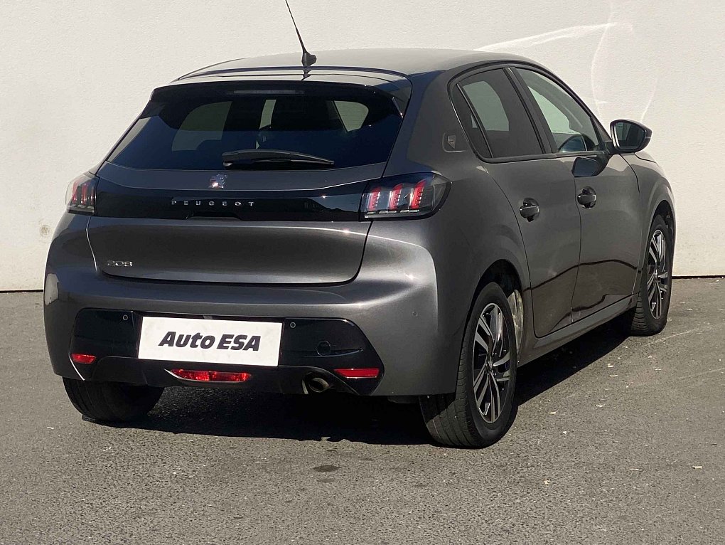 Peugeot 208 1.2 PT Road Trip