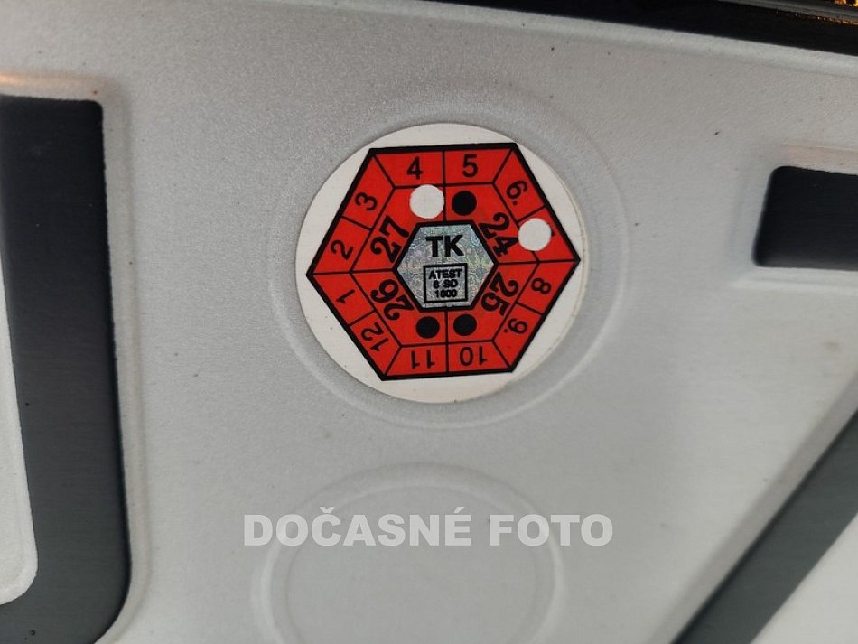 Volkswagen Caddy 2.0TDi  CHLADÍCÍ