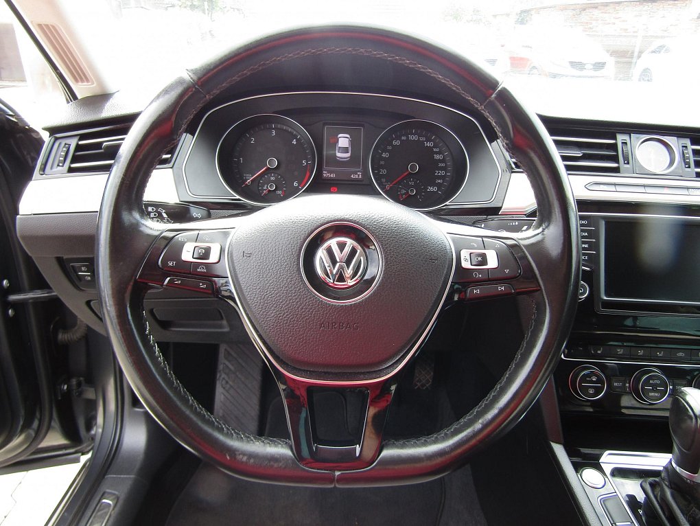 Volkswagen Passat 2.0 TDi Highline