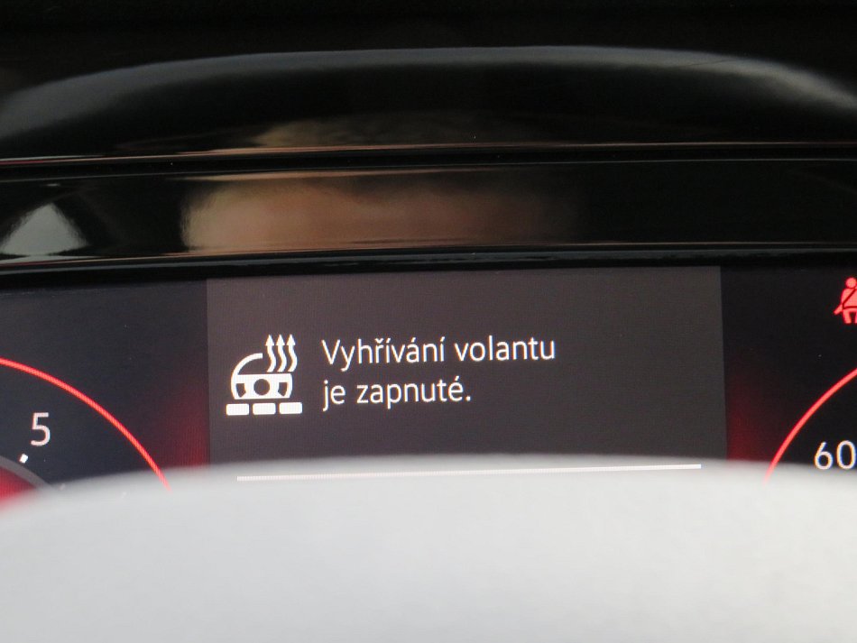 Volkswagen Golf 1.0 TSI 