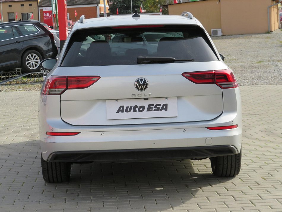 Volkswagen Golf 1.0 TSI 