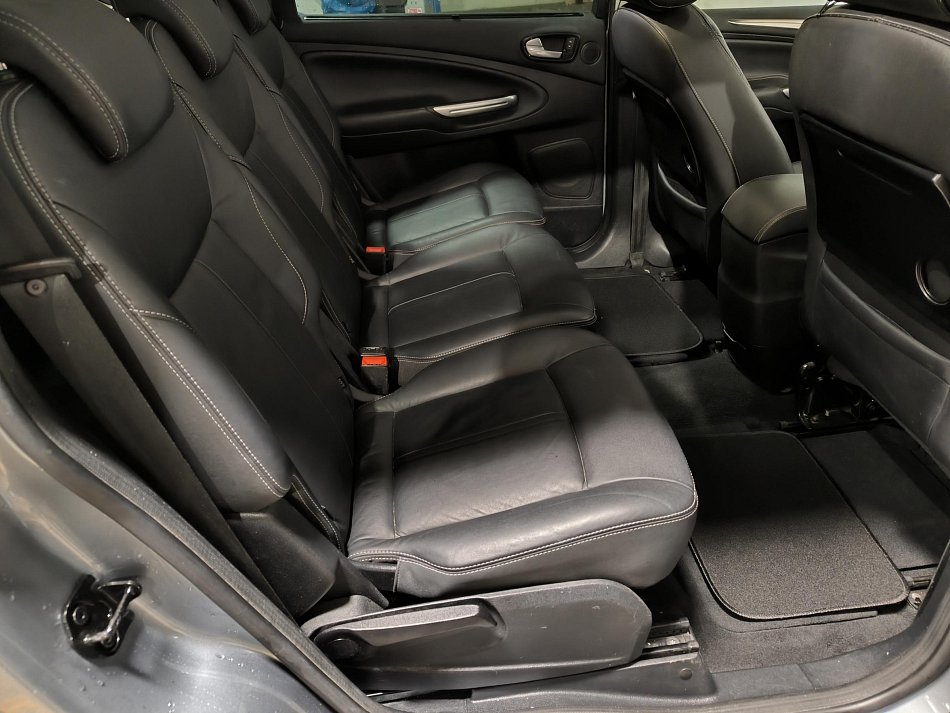 Ford S-MAX 2.0 TDCi Titanium