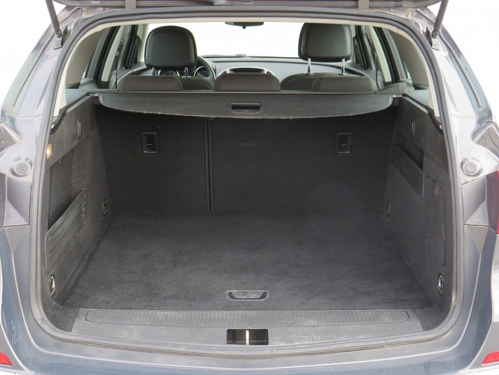 Opel Astra 1.6i  SportTourer