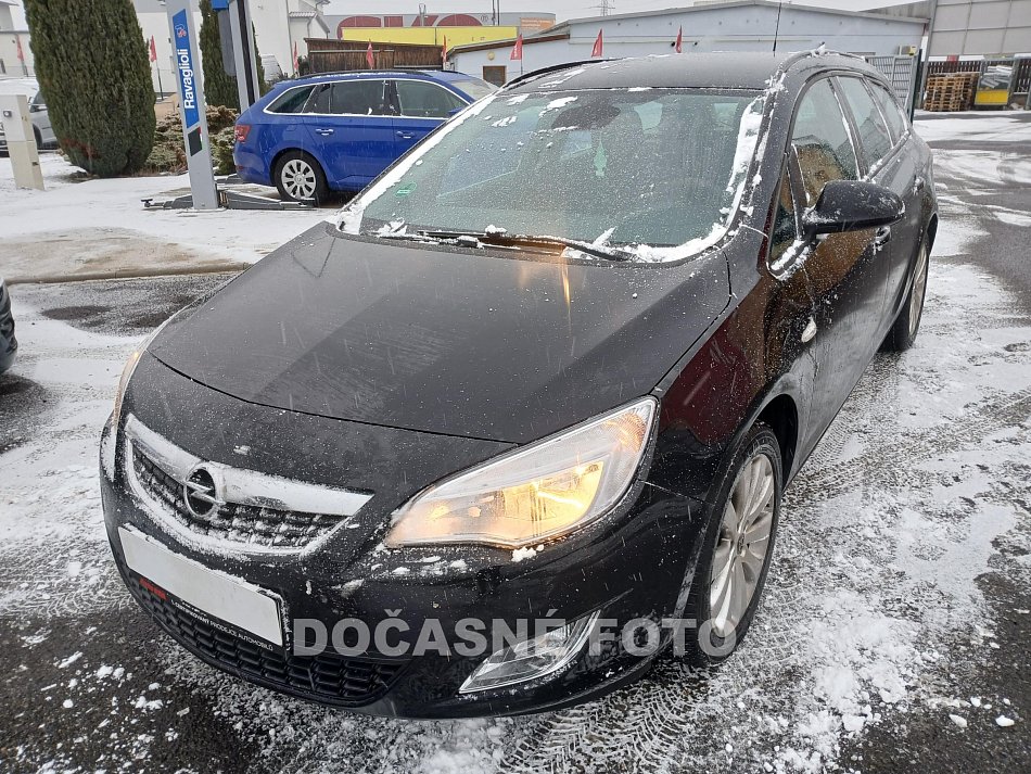 Opel Astra 1.6i  SportTourer