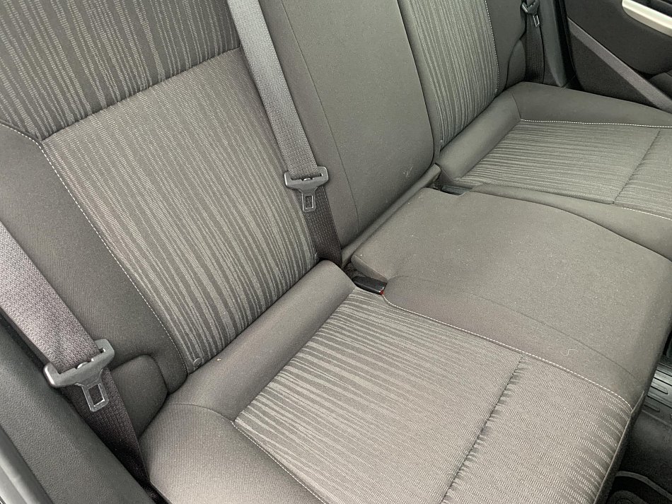 Opel Astra 1.6i  SportTourer