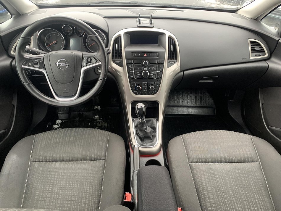 Opel Astra 1.6i  SportTourer