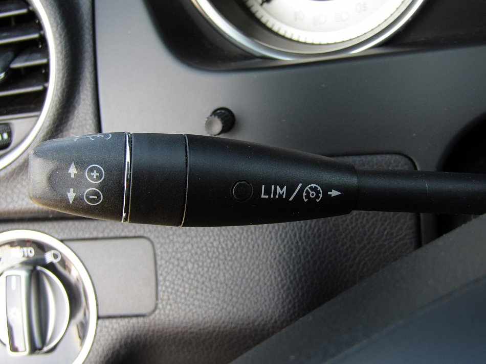 Mercedes-Benz Třída C 1.8K  C180