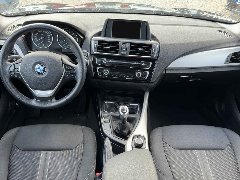 BMW Řada 1 1.5 i Advantage 116i