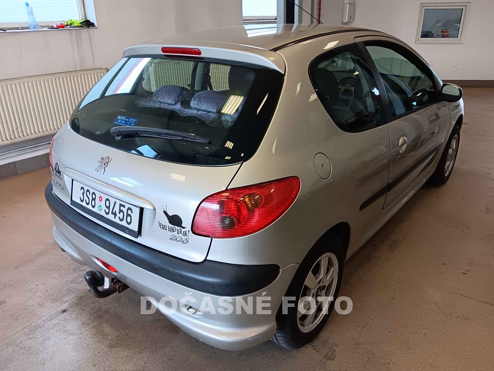 Peugeot 206 1.4i 