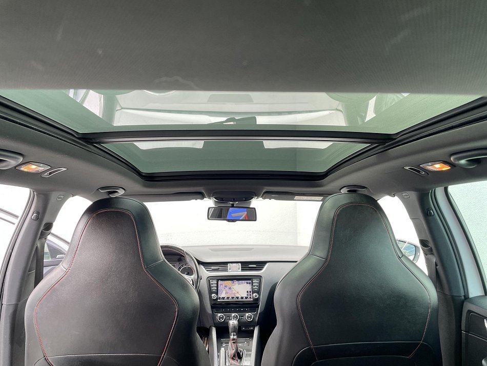 Škoda Octavia III 2.0 TSi RS Challange