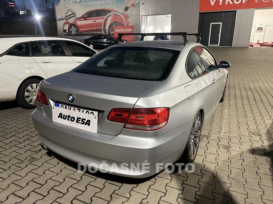 BMW Řada 3 320D 