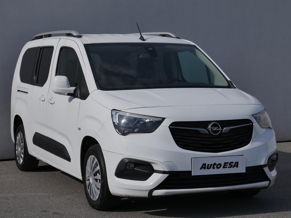 Opel Combo 1.5CDTi  MAXi XL 7míst