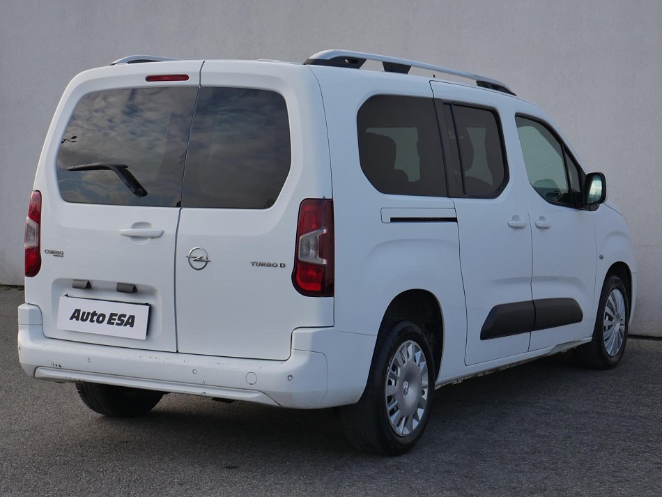 Opel Combo 1.5CDTi  MAXi XL 7míst