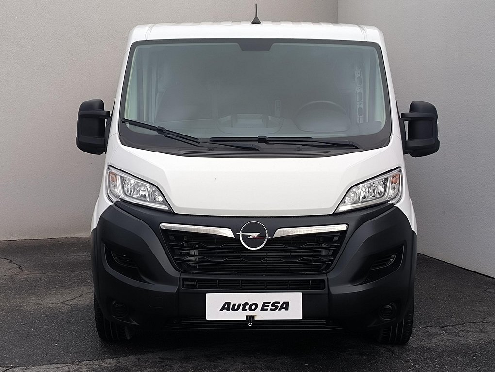 Opel Movano 2.2CDTi  L2H1 7míst