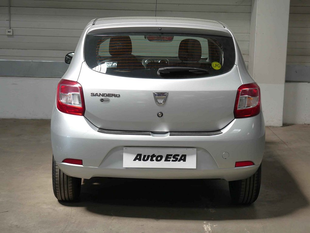 Dacia Sandero 1.2i 