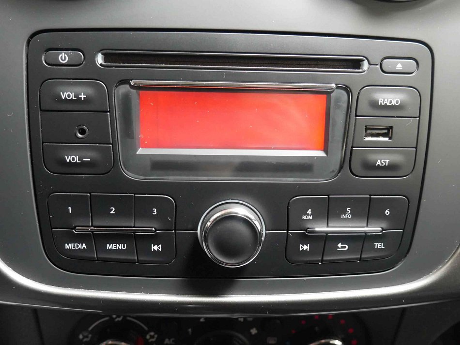 Dacia Sandero 1.2i 