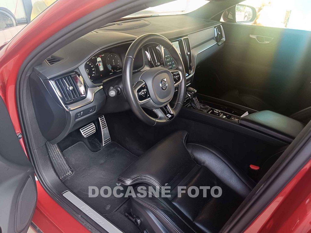 Volvo V60 2.0 D4 R-design Polestar