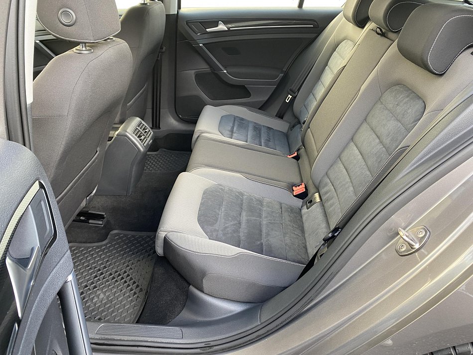 Volkswagen Golf 1.4 TSi Highline