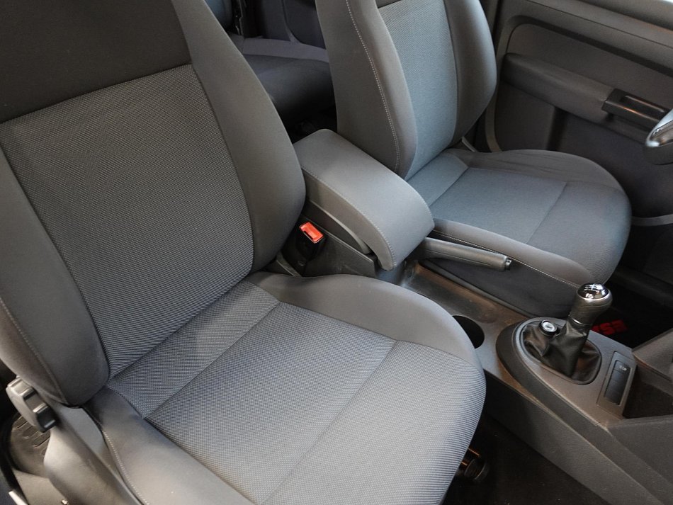 Volkswagen Caddy 2.0 TDi 