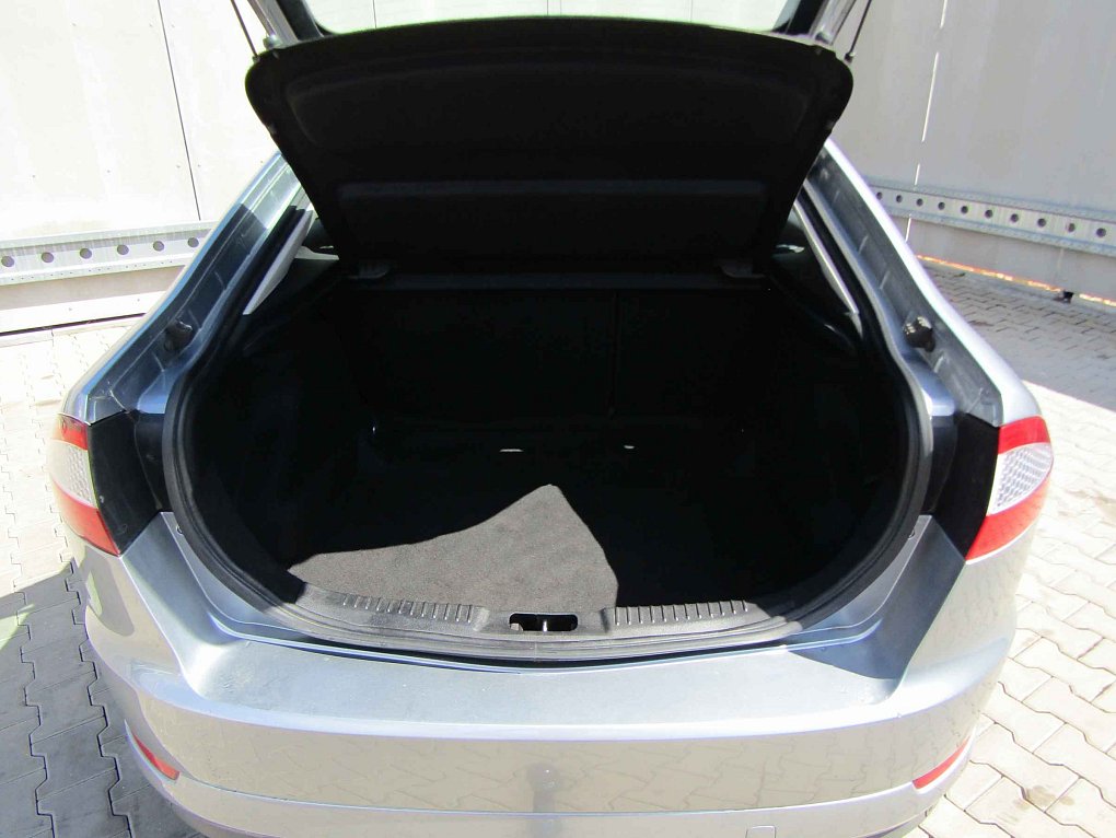 Ford Mondeo 1.6 Ti-VCT 