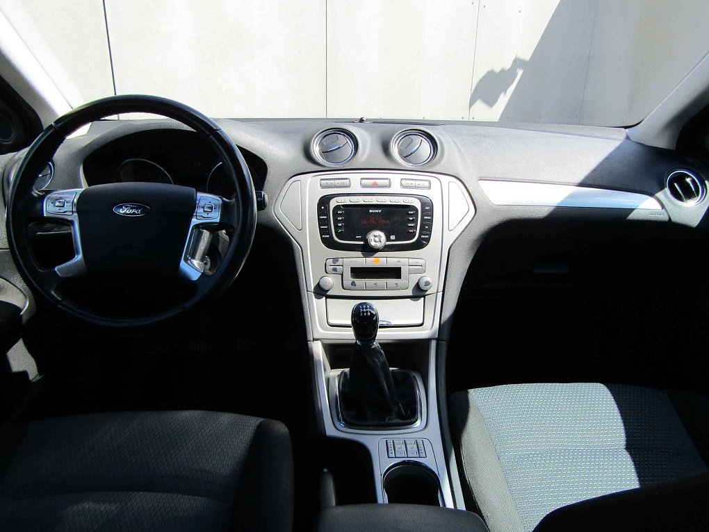 Ford Mondeo 1.6 Ti-VCT 