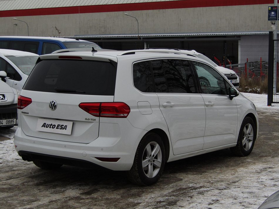 Volkswagen Touran 2.0 TDi 