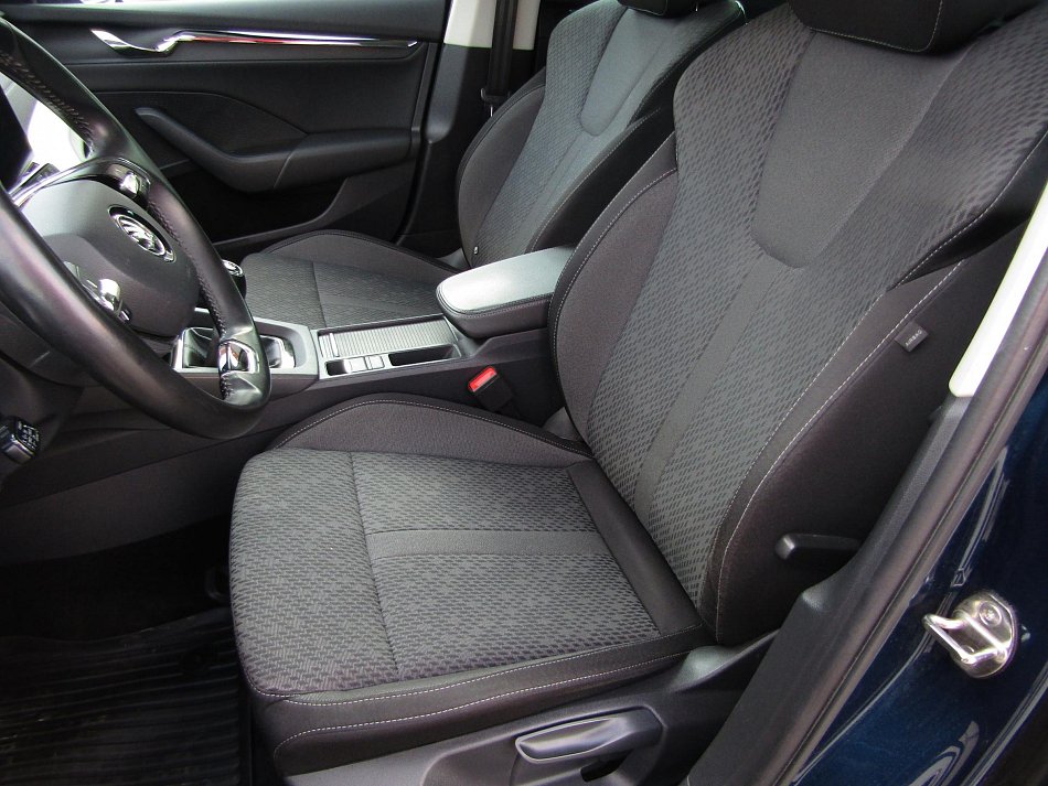 Škoda Octavia IV 1.5 TSi Style