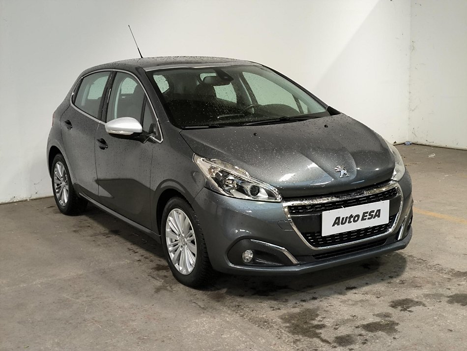 Peugeot 208 1.2PT Allure