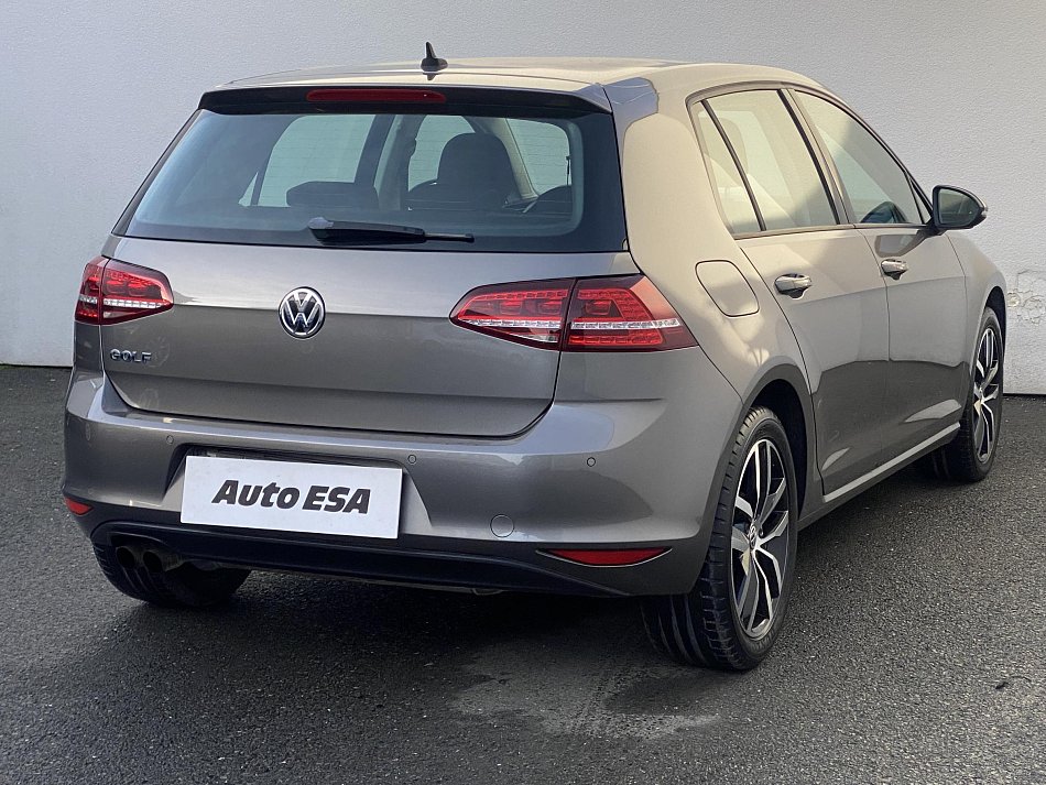 Volkswagen Golf 1.4 TSi Highline
