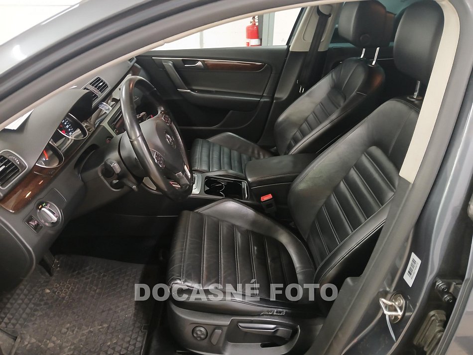 Volkswagen Passat 2.0 TDi 