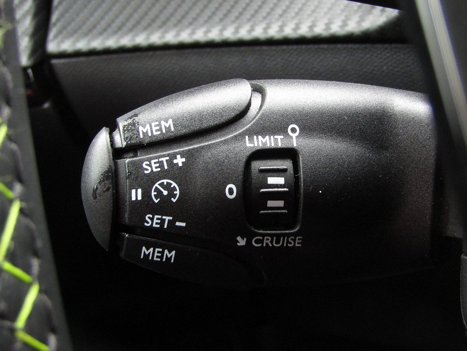 Peugeot 2008 1.2PT GT Line