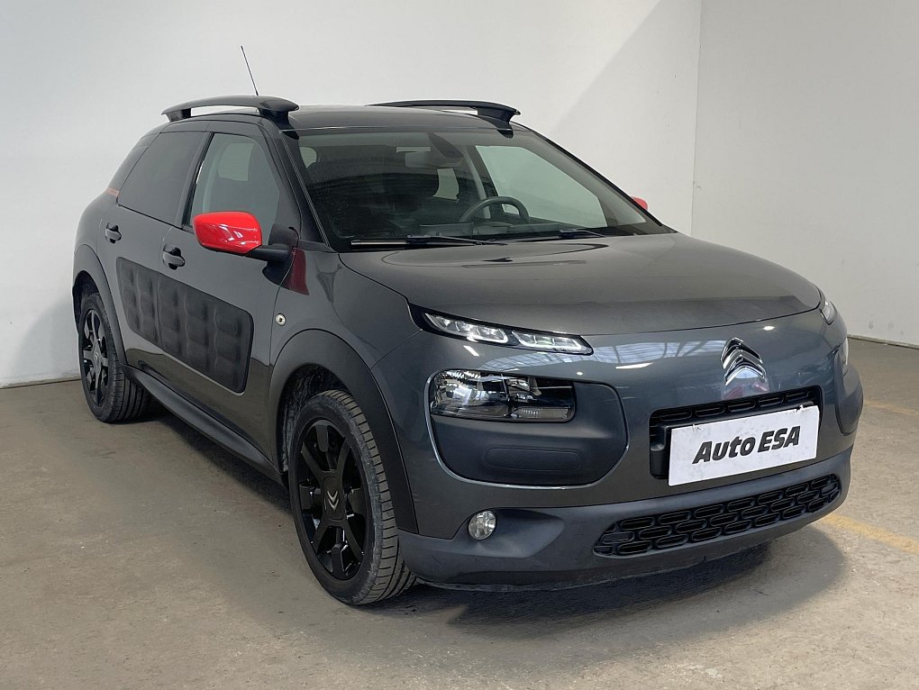 Citroën C4 Cactus 1.2PT Shine