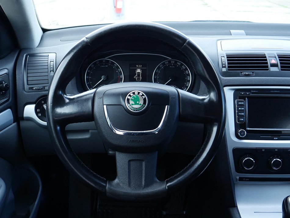 Škoda Octavia II 2.0TDi Ambition