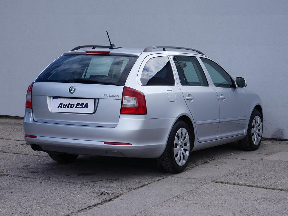 Škoda Octavia II 2.0TDi Ambition