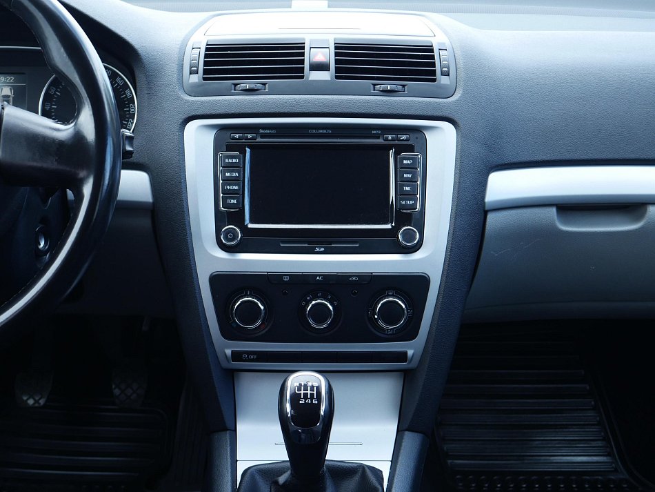 Škoda Octavia II 2.0TDi Ambition