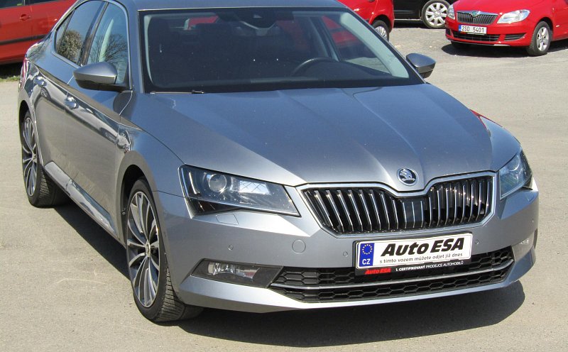 Škoda Superb III 2.0TSi  4x4